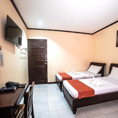Reddoorz Near Ormoc Port Terminal Hotel Exterior photo